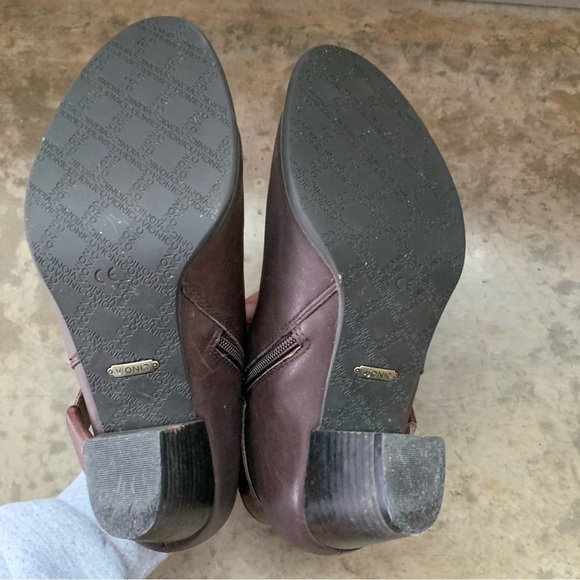 Vionic Trinity Brown Leather Booties Size 6.5 - Picture 2 of 12
